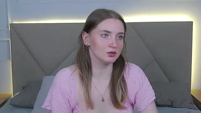 Chat XXX ao vivo de ArianaMilss