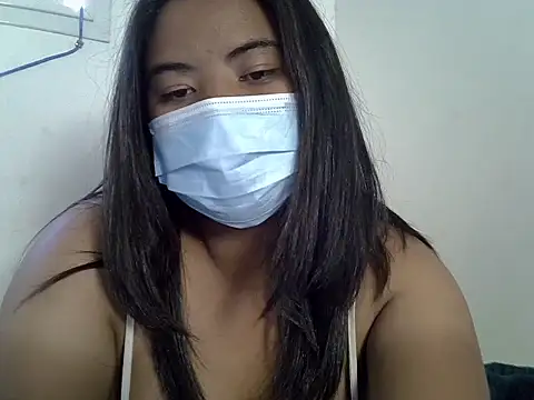 Artinah22's Live XXX Chat