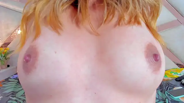 lucy_davies 라이브 XXX 채팅