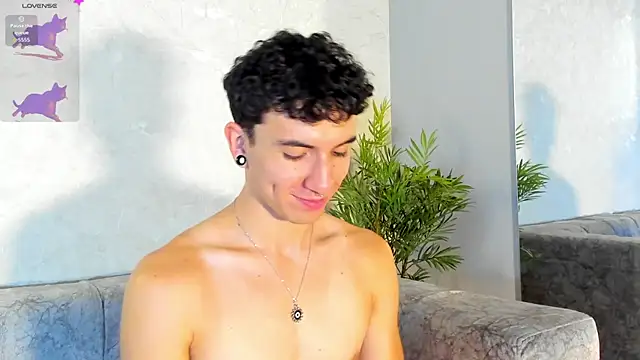 Chat XXX en directo de Steve_kadel