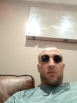 Tony88hgh Live XXX-chat