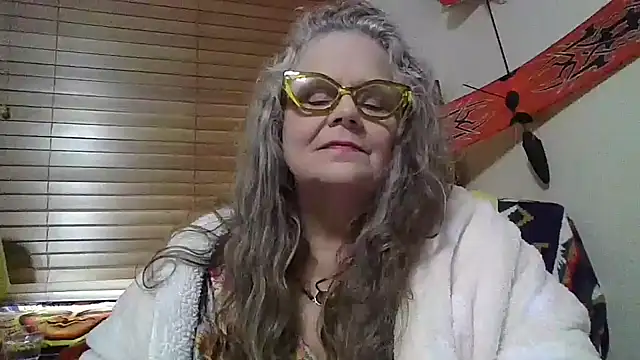 DestineeLoverGirl's Live XXX Chat