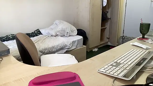 coach-karl Live XXX-Chat
