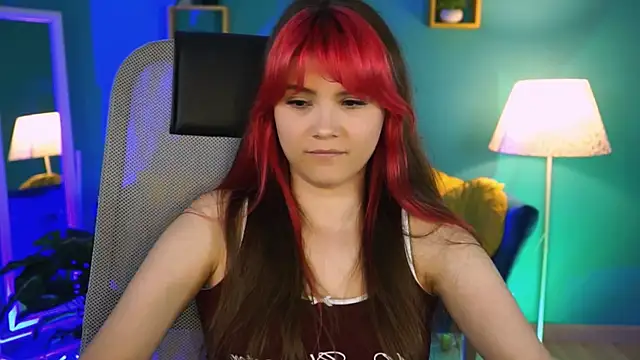 EvaThopson XXX чат на живо