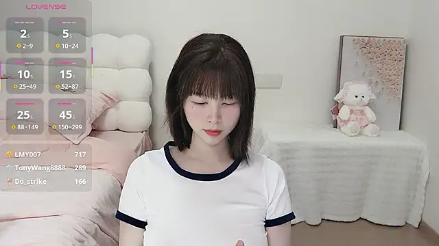 Anna-2005 Chat XXX live