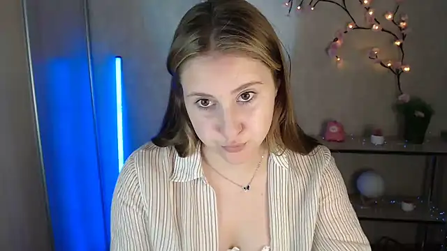 Milka_kamila live XXX chat