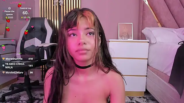 XXX chat uživo modela chloe_larson