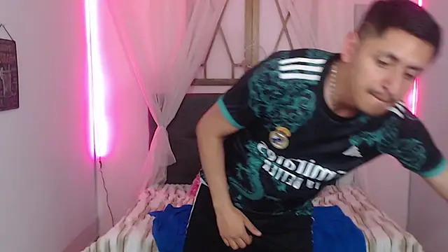 Chat XXX ao vivo de Alexx_levi