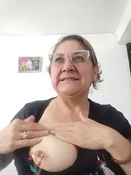JULIETA_21-'s Live XXX Chat