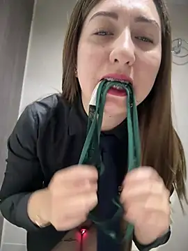 suzy-111 Chat XXX live