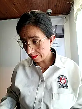 Chat +18 de Valentina--1 ao vivo