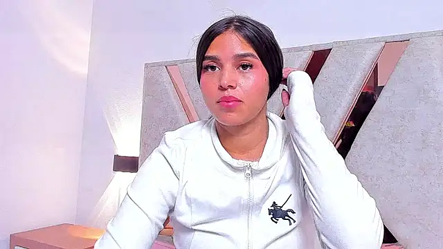 Milly610 Chat XXX live
