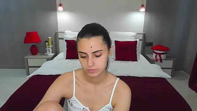 Jasmine_Stewart Adlı Modelin Canlı XXX Sohbeti