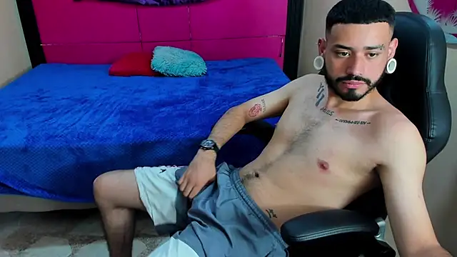 Chatroom XXX en direct de BrunoCarzon