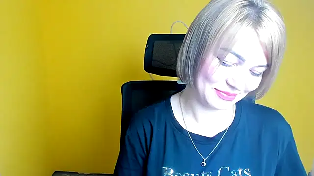 CuttieEmma Live XXX Chat