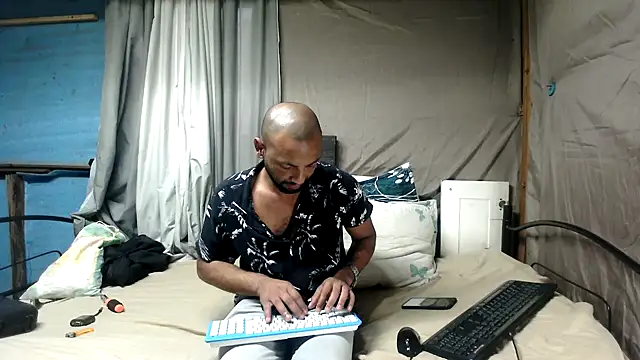 Živý XXX chat Camodick