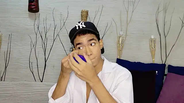 Chat XXX ao vivo de AlanCutee