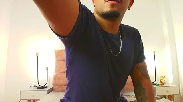 Chat +18 de BrunoSilva_ ao vivo