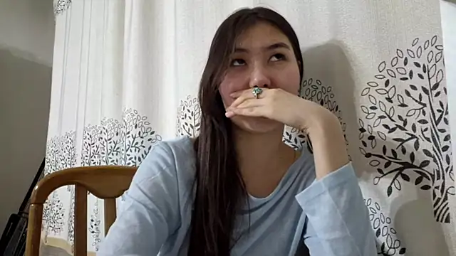 LimpedFlyby Chat XXX live