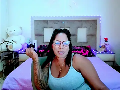 indiantopaz694un Live XXX chat