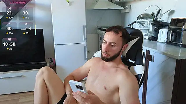 RyanStorm_ XXX чат на живо