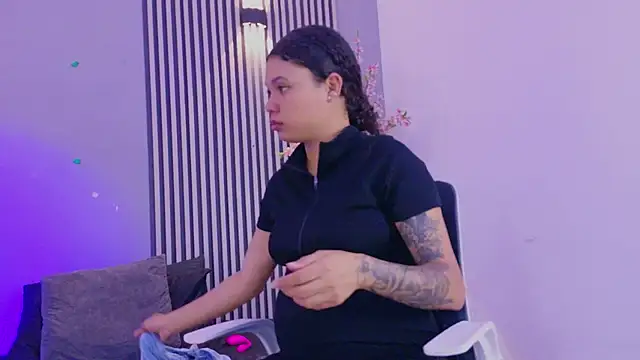 GysellHanson Live XXX-chat