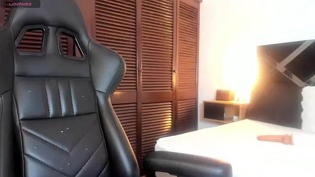 scarlettprinces' Live XXX Chat
