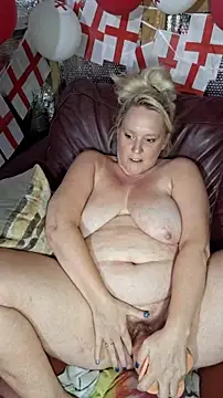 Chat XXX en directo de Bella_Squirts