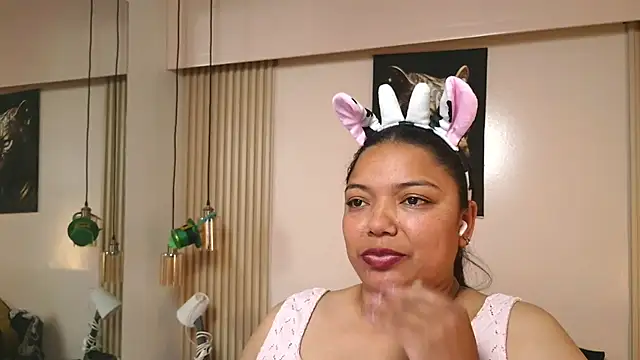 Chatroom XXX en direct de virtual_charm