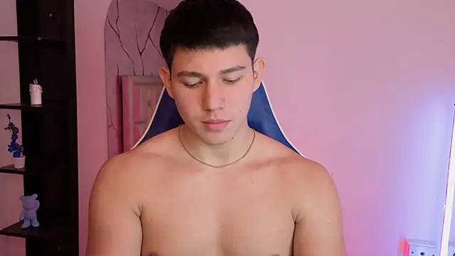 JamesCr_ Chat XXX in diretta