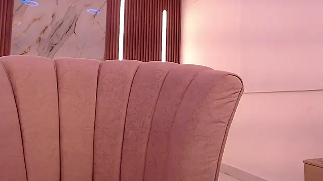 צ'אט XXX בשידור חי של aixa_show