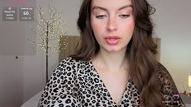 XXX chat uživo modela Real_cutie1