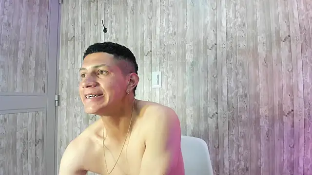 Chatroom XXX en direct de Tony_Zackk