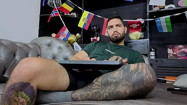 matteosantos Live XXX Chat