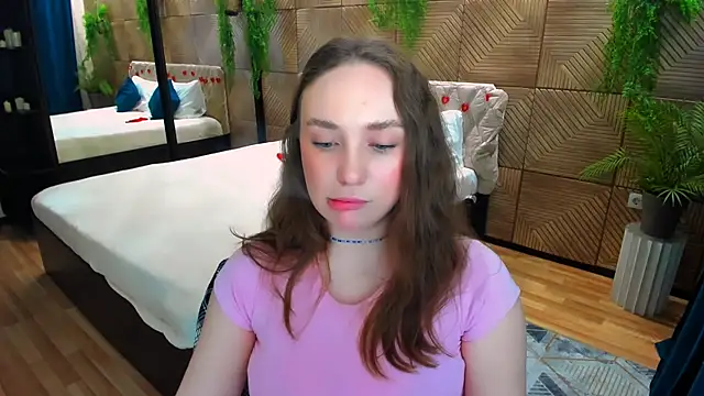 TrueReincarnation – Naživo XXX chat