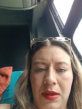 Hannah-colx's Live XXX Chat