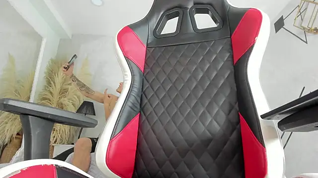 DylanRoyce_'s Live XXX Chat