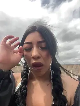 DAKOTA_SAKURA live XXX chat