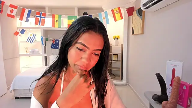 stefie_miss live XXX chat