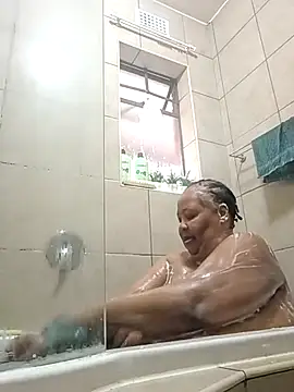 nancy111 élő XXX-chatje