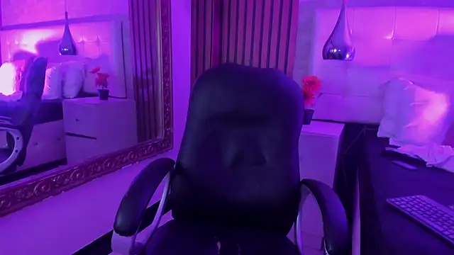 Živý XXX chat LeoRydeer