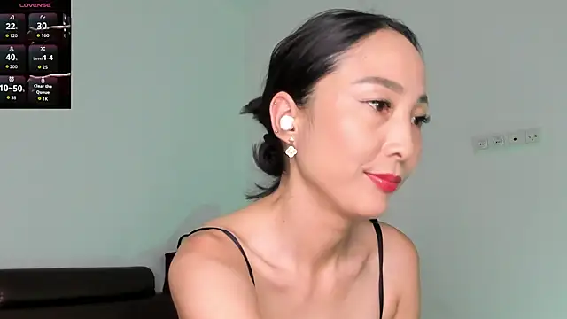 1reisatumi_ Live XXX Chat
