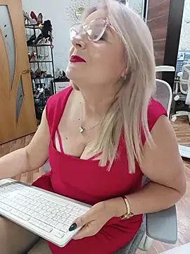 AvrilMillers Chat XXX in diretta