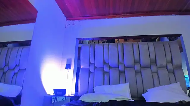 NikkySmiith 即時 XXX 聊天