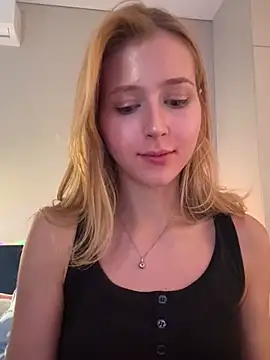 Chatroom XXX en direct de LunaRase
