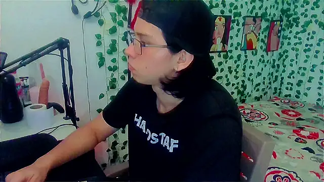 Czat XXX na żywo – Andy_gray