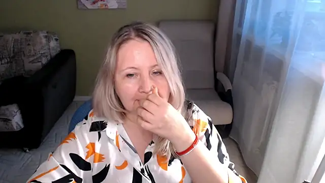 YanaMayer – Live XXX-chat