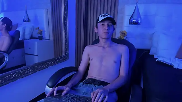 Živý XXX chat LeoRydeer