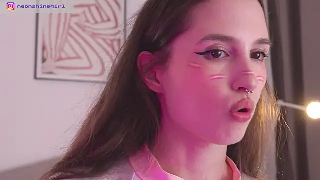 Živý XXX chat NeonShine