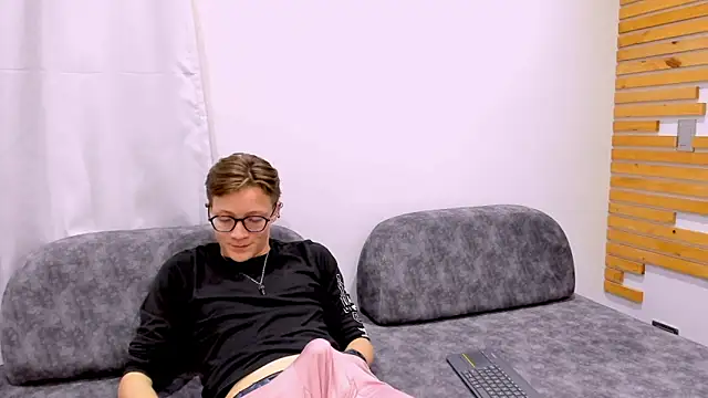 XXX chat uživo modela close_friends